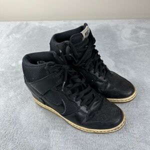 Nike Women Sz 9.5 US/7 UK/41 EU Dunk Sky Hi Black Essential Mesh Gum 579763-001